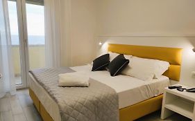Hotel Gran San Bernardo - RICCIONE - FRONTE MARE CON RISTORANTE